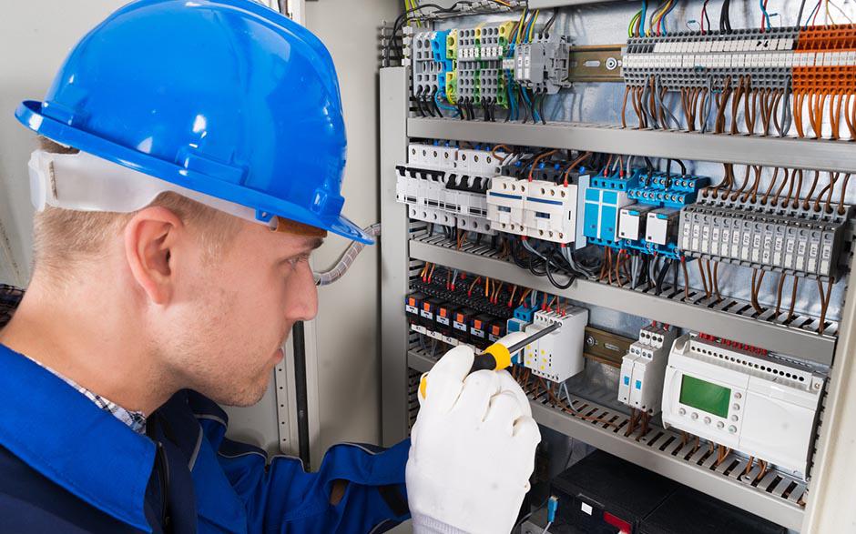 cherche électricien pas cher Saint-Leu-d'Esserent